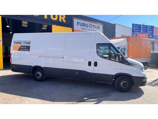 IVECO DAILY EXTRA LARGA LATERAL (3)