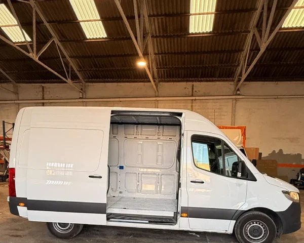 Mercedes-Benz Sprinter_1 Mercedes-Benz Sprinter_1