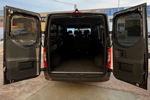 Mercedes-Benz Vito Tourer_1